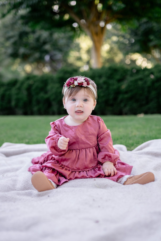 huntsville photographer - little girl in garden
