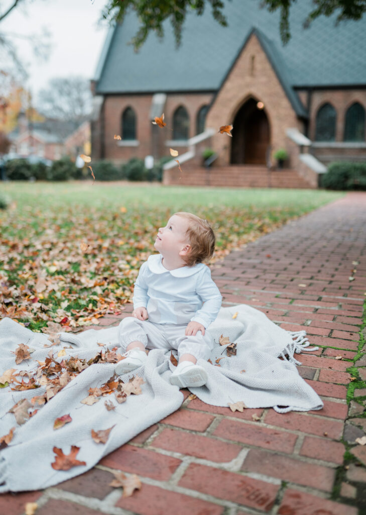 best Huntsville AL locations for fall family photos