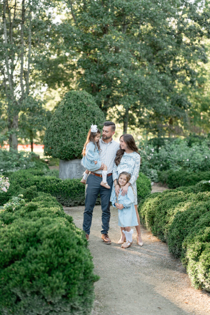 Huntsville AL Photography Locations family in garden