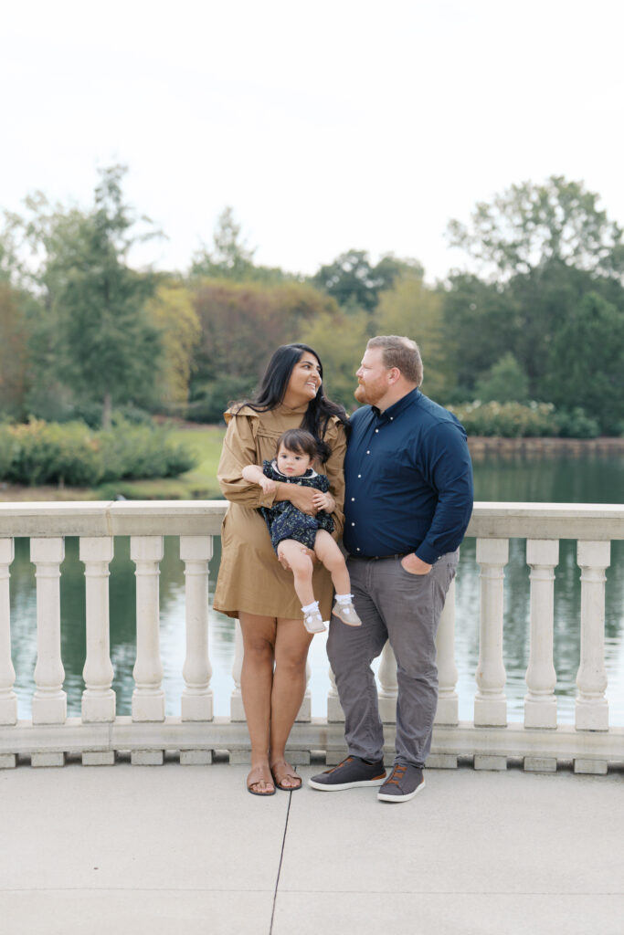 Huntsville AL Photography Locations family at botanical garden