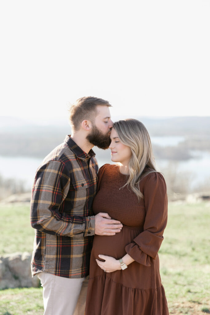 Maternity Photographer Huntsville AL